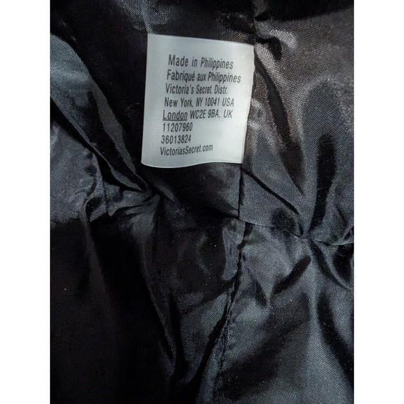 NWT Victoria's Secret Red Plaid Christmas Tote Bag. - Picture 8 of 9